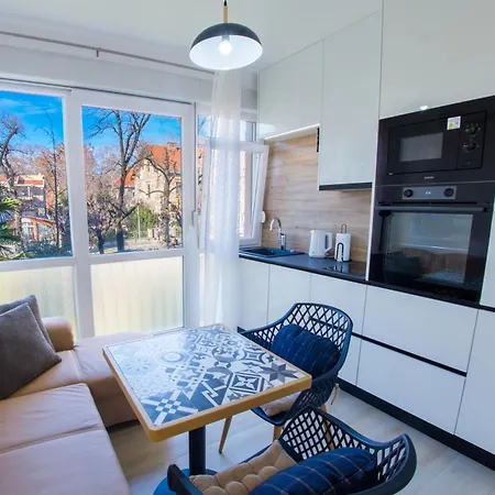 Queen7 Apartment